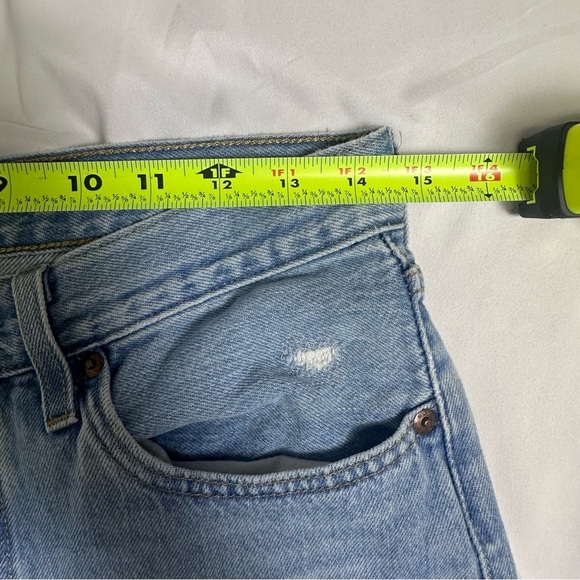 Levi's Premium 501 Jeans Womens W27 L26 Cropped Light Wash Distressed - Picture 13 of 13
